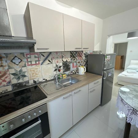 Apartment Anna Zara Esterno foto