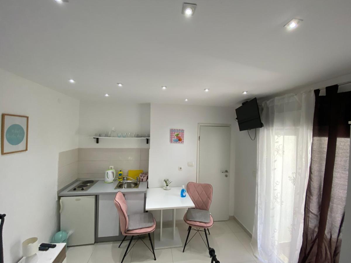 Apartment Anna Zara Esterno foto