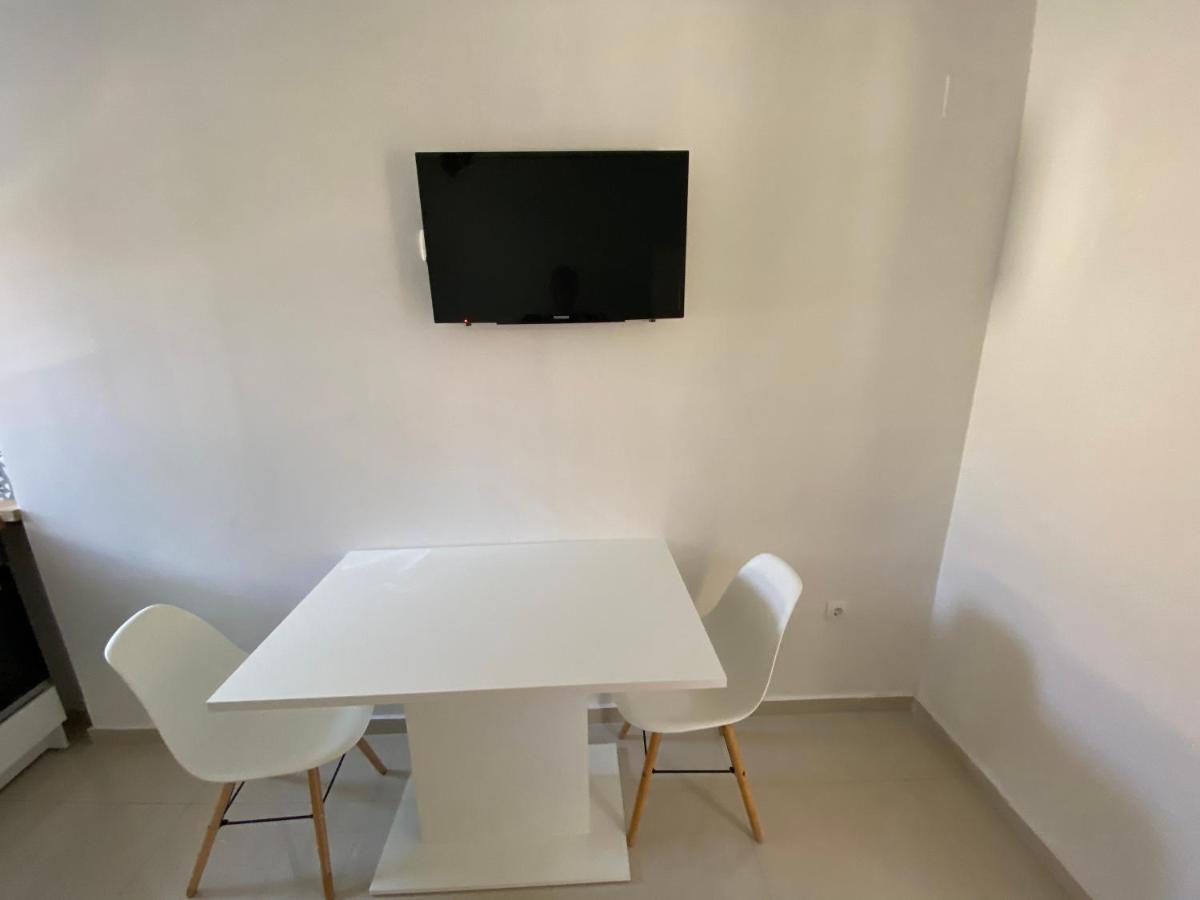 Apartment Anna Zara Esterno foto