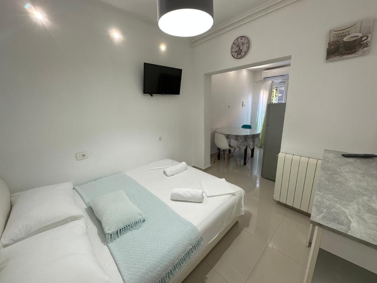 Apartment Anna Zara Esterno foto