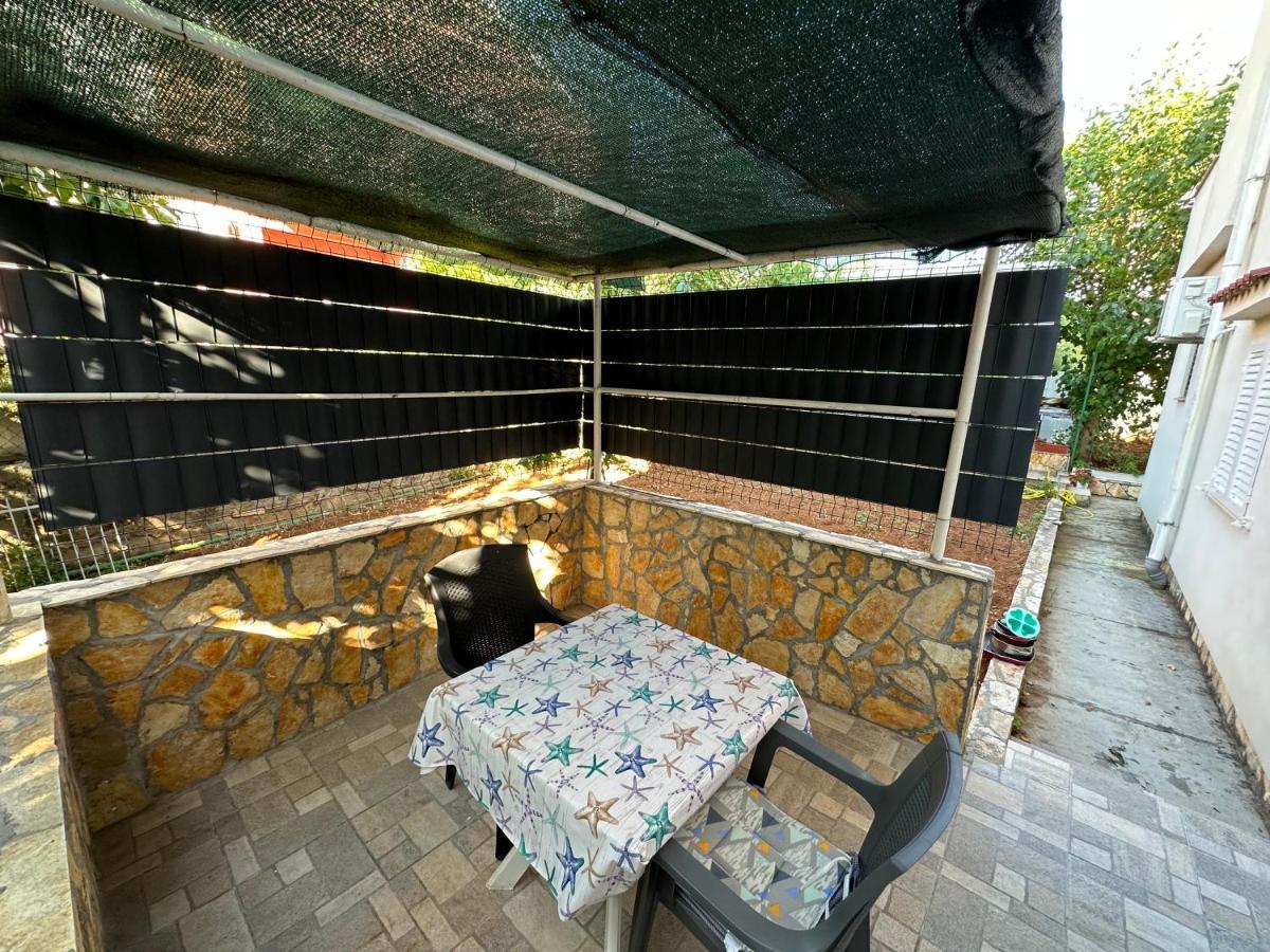 Apartment Anna Zara Esterno foto