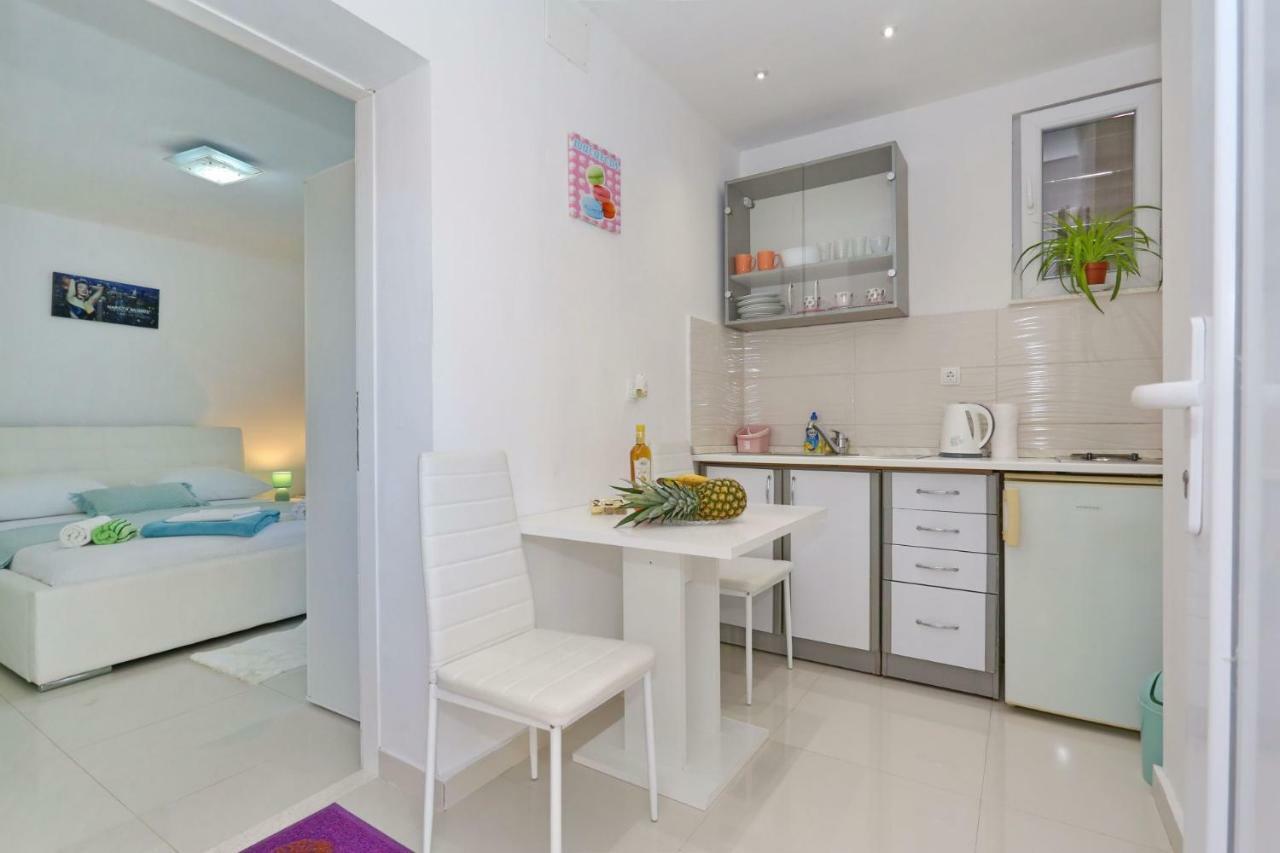 Apartment Anna Zara Esterno foto