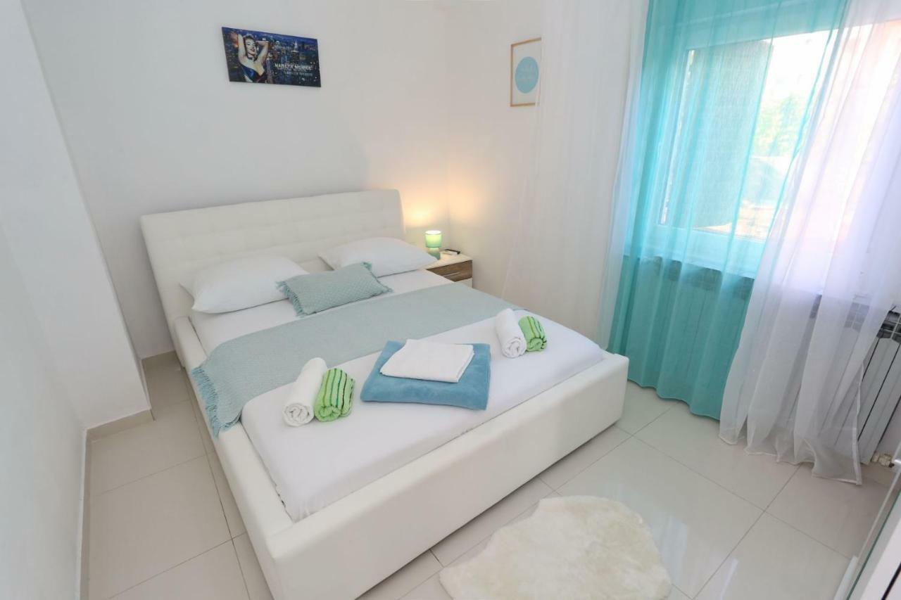 Apartment Anna Zara Esterno foto